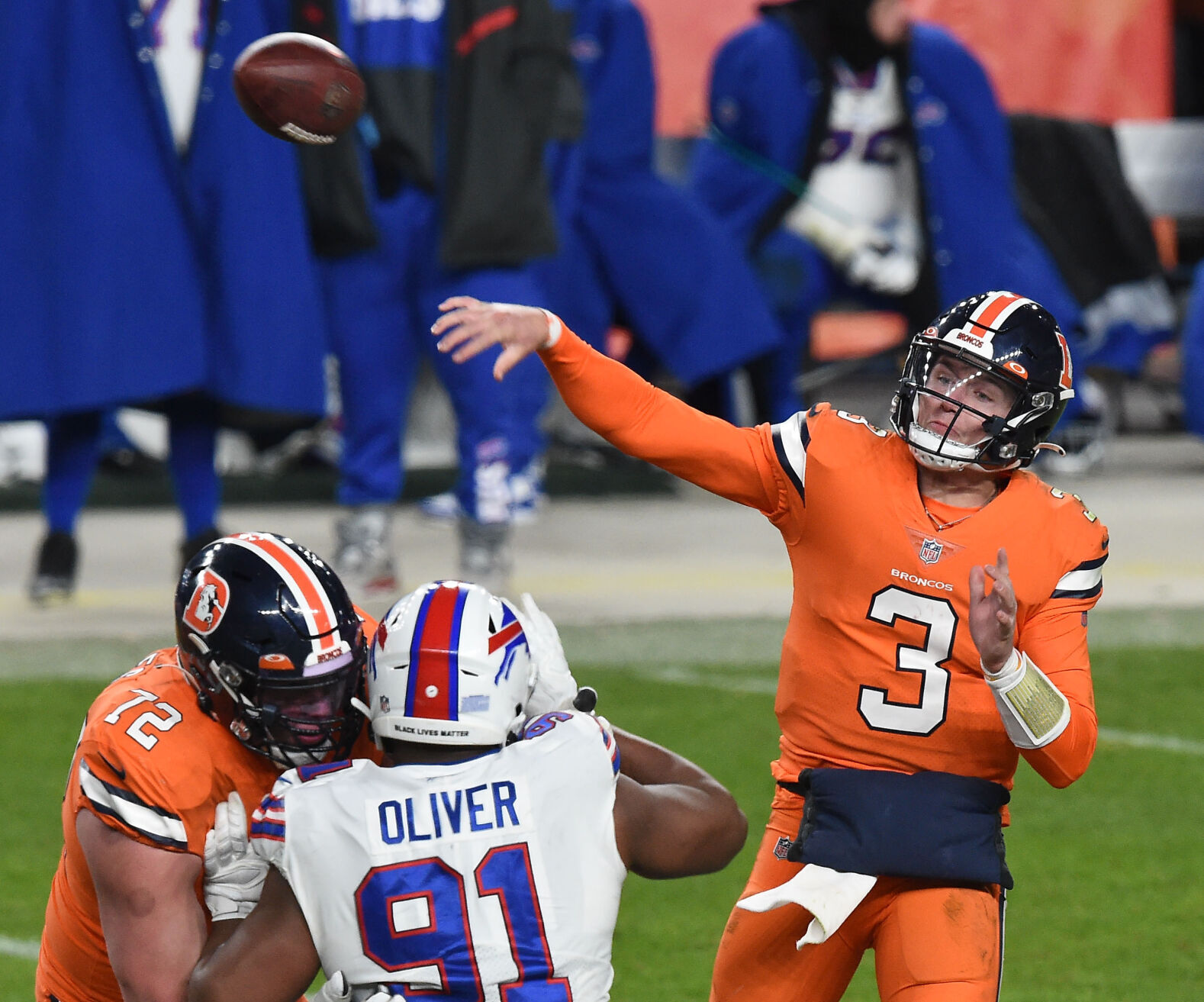 122020-s-broncos 2277.jpg